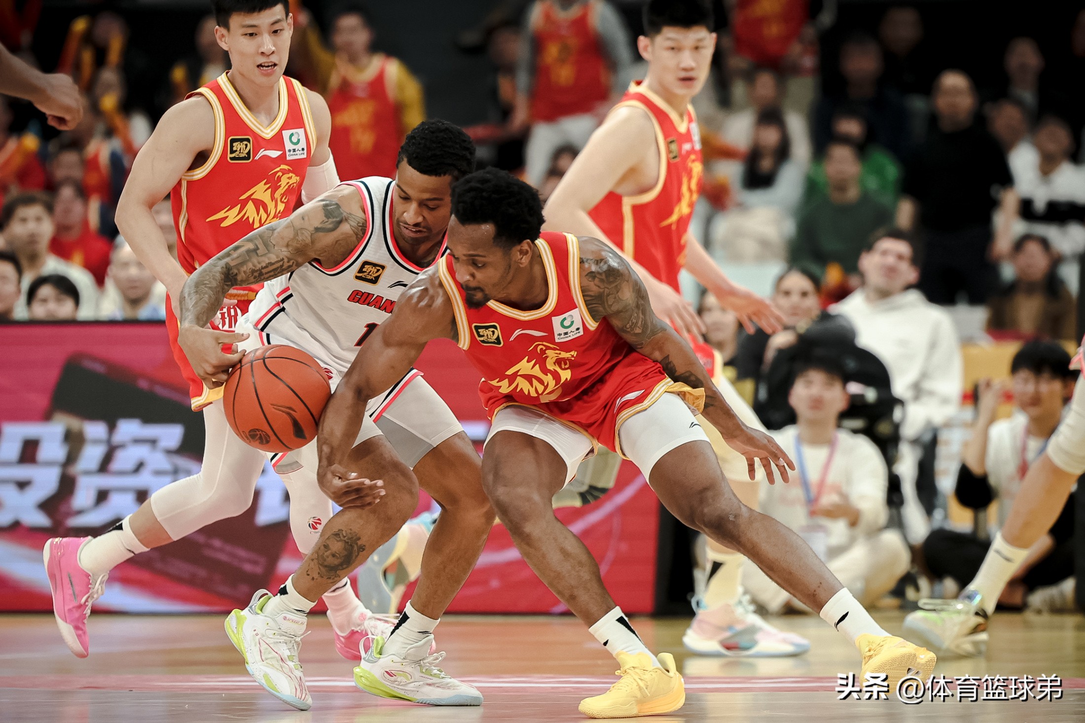 广厦队实力显露，雄鹿双塔领军出征
