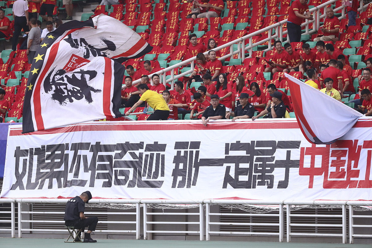 国内豪强信心满满，备战足球界关注焦点