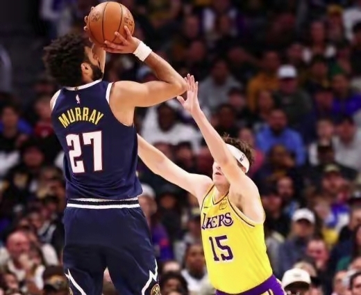 塔图姆焦点对战，穆雷与80激战瑞士队分钟，败北胜负难料！全场沸腾不已的简单介绍